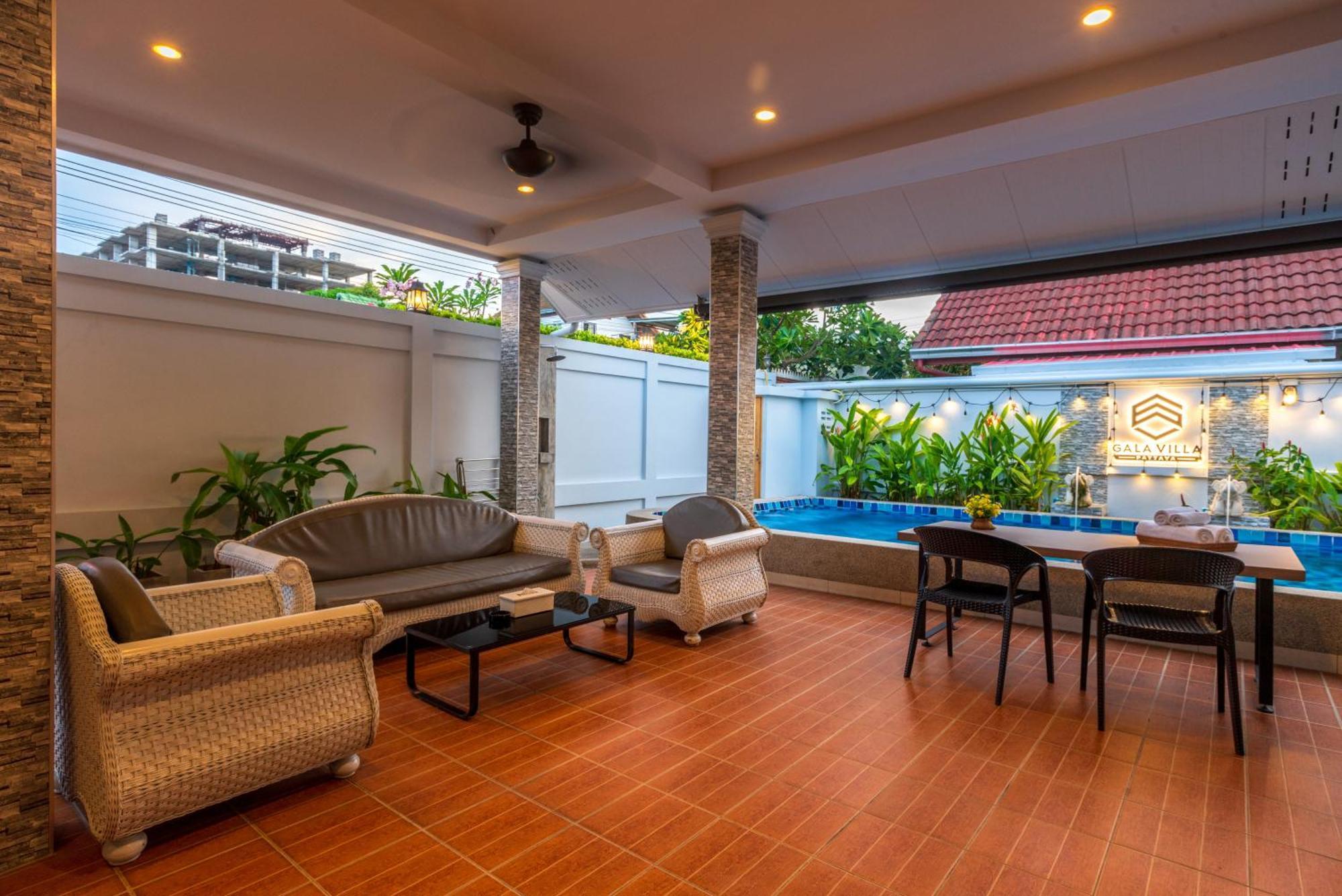 Gala Holiday Villa Pattaya Exterior foto