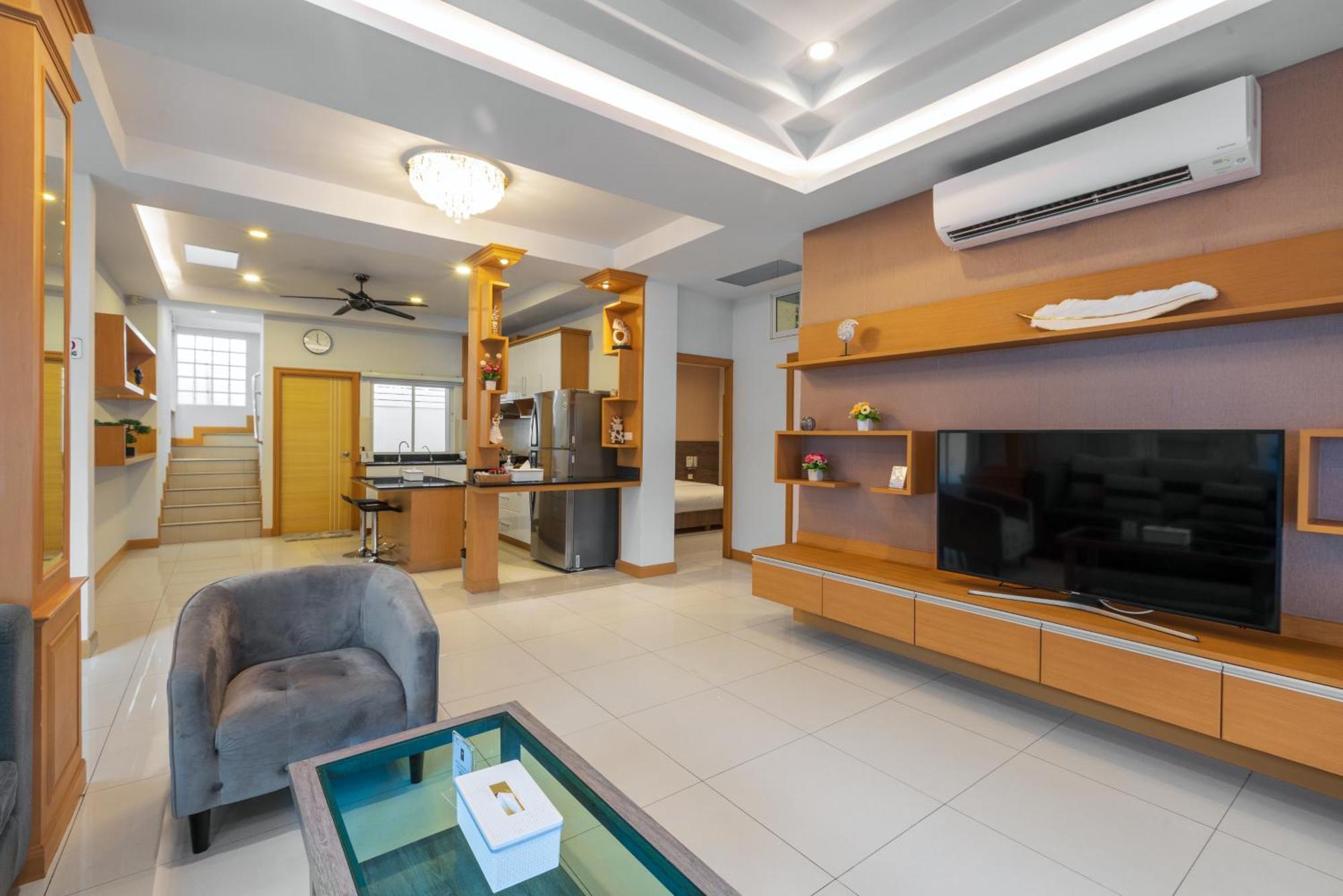 Gala Holiday Villa Pattaya Exterior foto